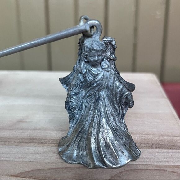 Vintage Pewter Angel Candle Snuffer Scents & Accents - Picture 1 of 8